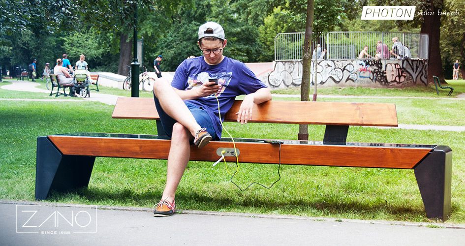 Nowoczesna ławka solarna z oświetleniem led, panelem wifi i usb Nowoczesna ławka solarna z oświetleniem led, panelem wifi i usb