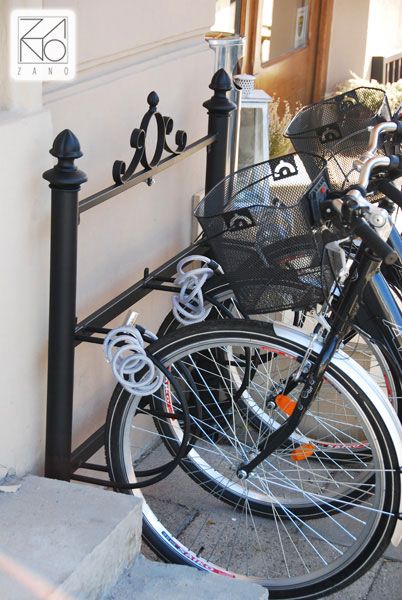 Stojaki rowerowe stalowo żeliwne