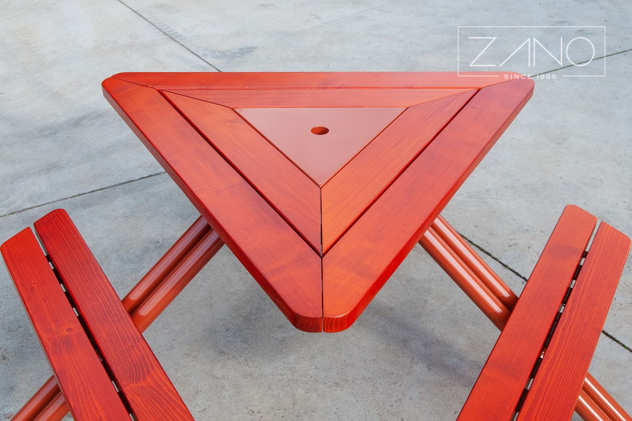 Mars picnic table | ZANO urban furniture