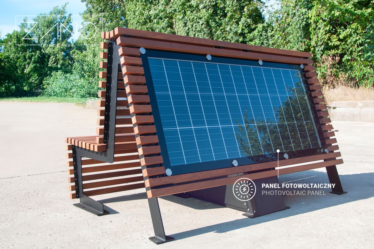 Ławka solarna z panelem fotowoltaicznym