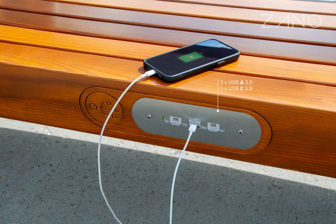 Ławki solarne z USB do ładowania telefonu