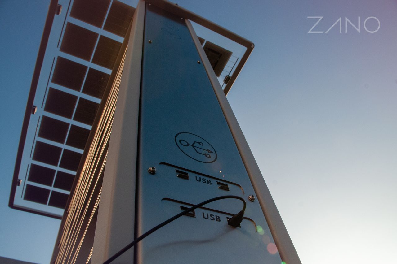 Scandik USB solar panel