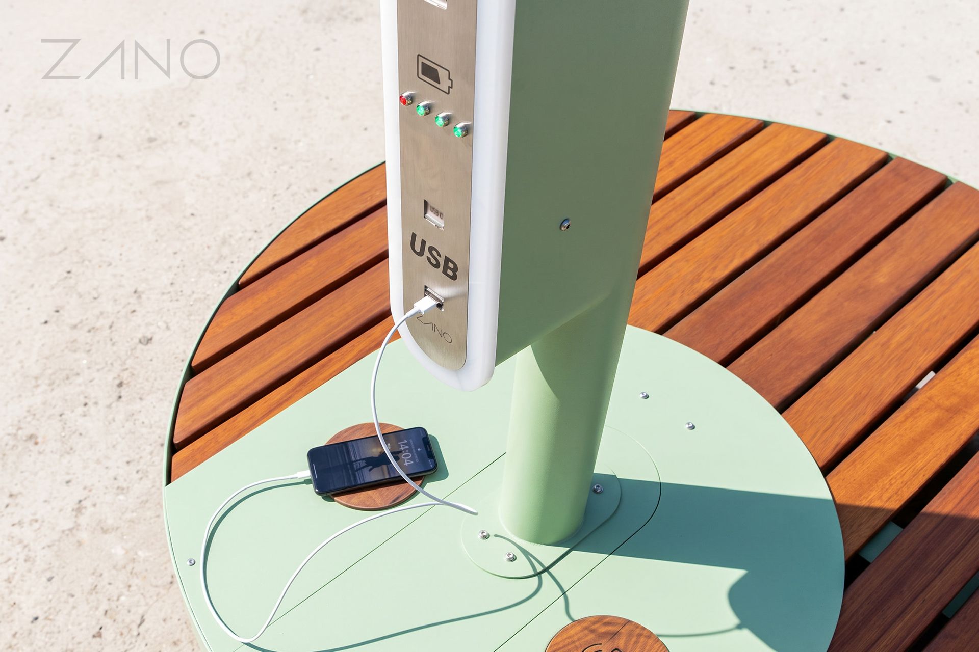 Stacja solarna UNIVERSE z ładowarką usb-c Stacja solarna UNIVERSE z ładowarką usb-c