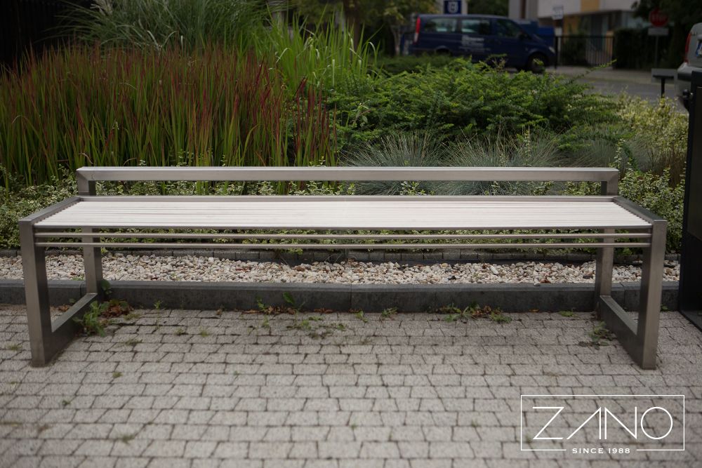 Ławka wykonana z rurek ze stali nierdzewnej B-bench 02.410.1