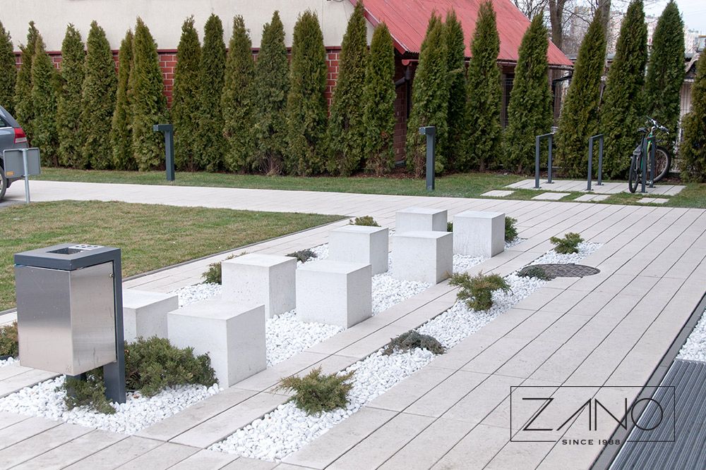 Sześcian z betonu architektonicznego 02.451