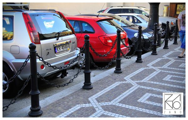 street bollards on Szpitalna street with double chain