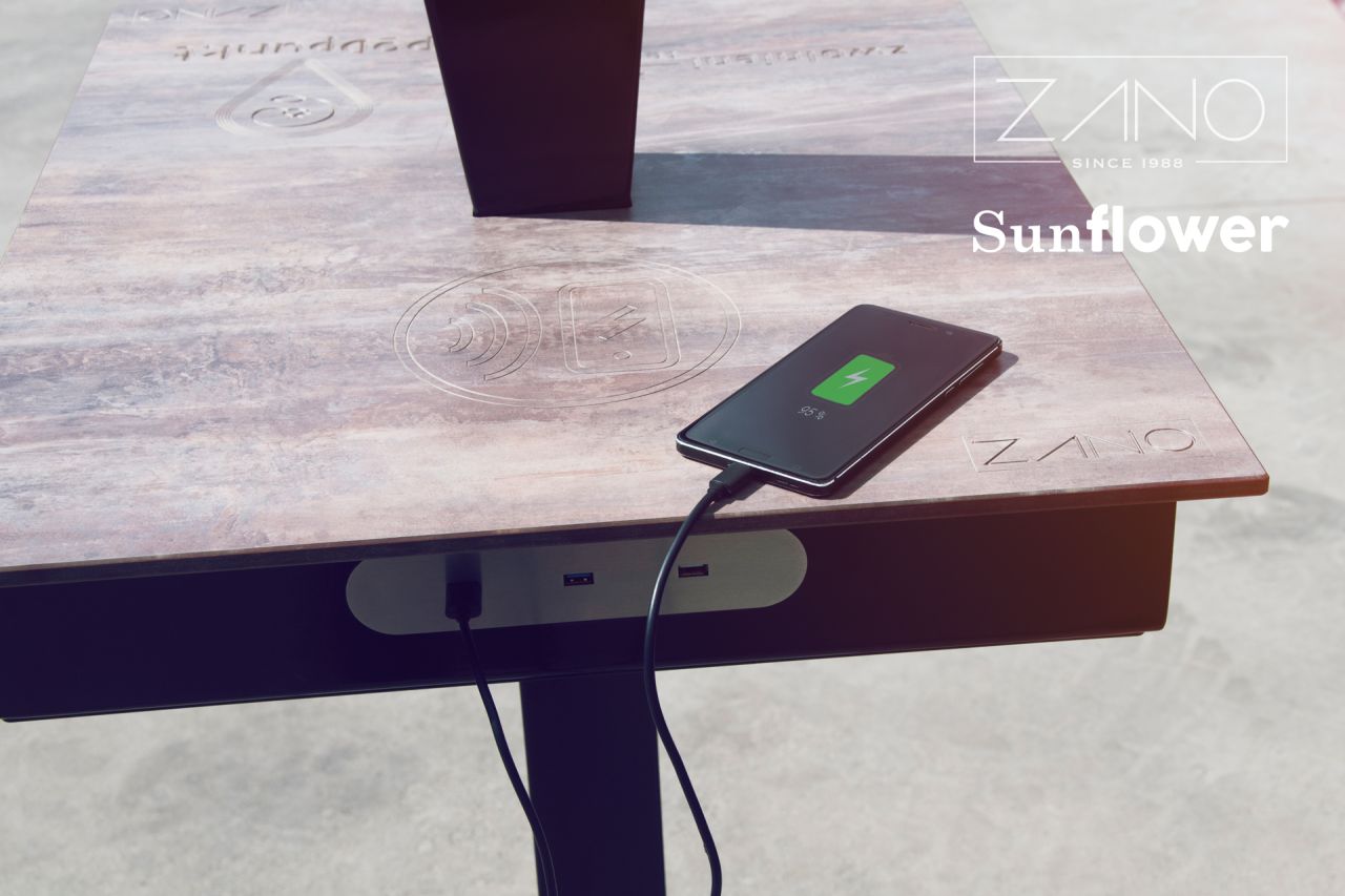 Sunflower - porty ładowania USB