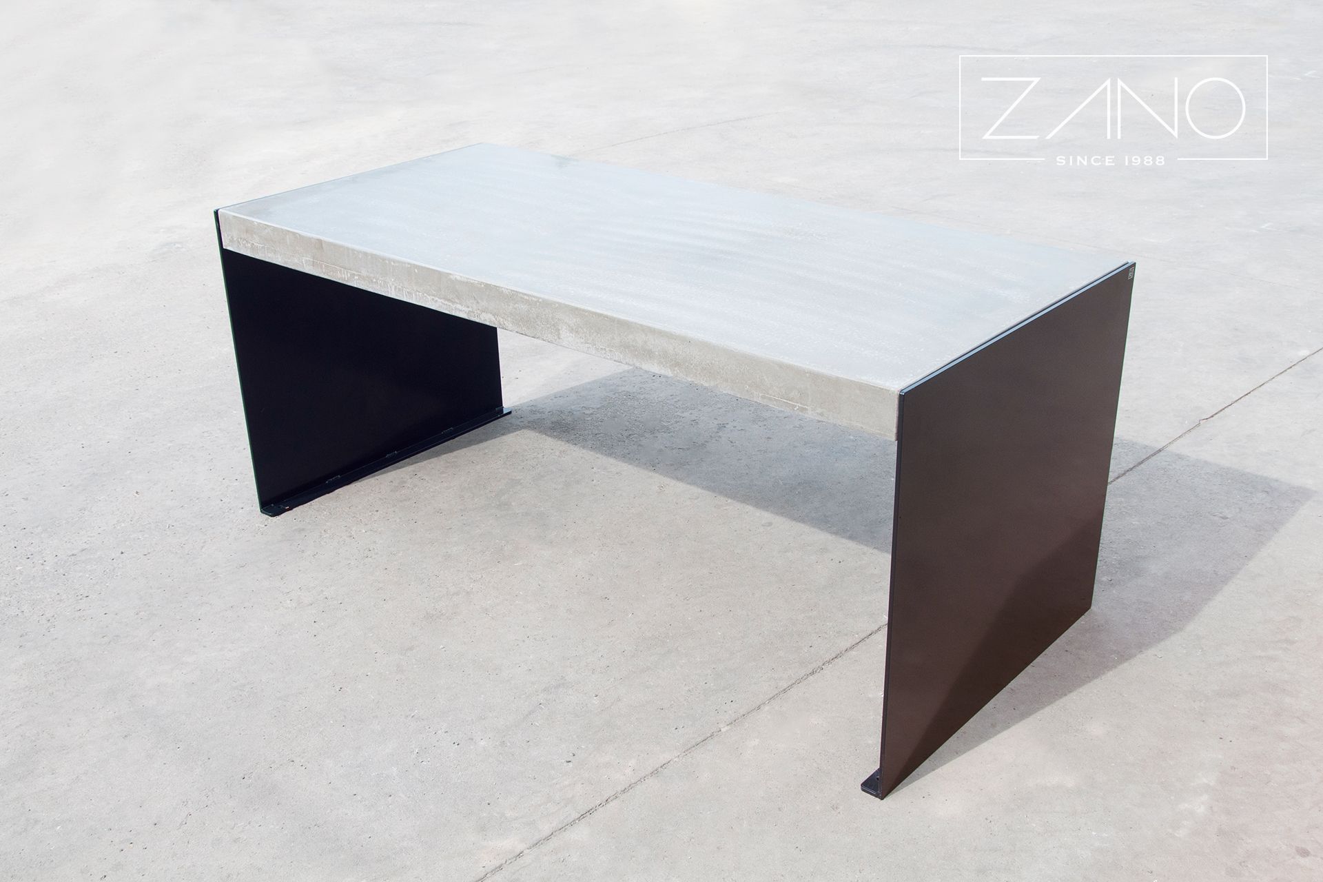 Stół betonowy Simple | ZANO Mała Architektura