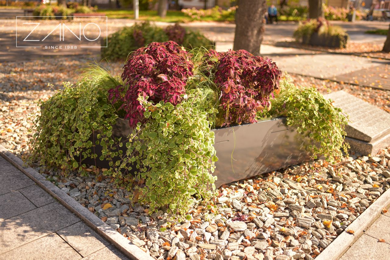 steel pots, urban pots, garden pots, outdoor pots